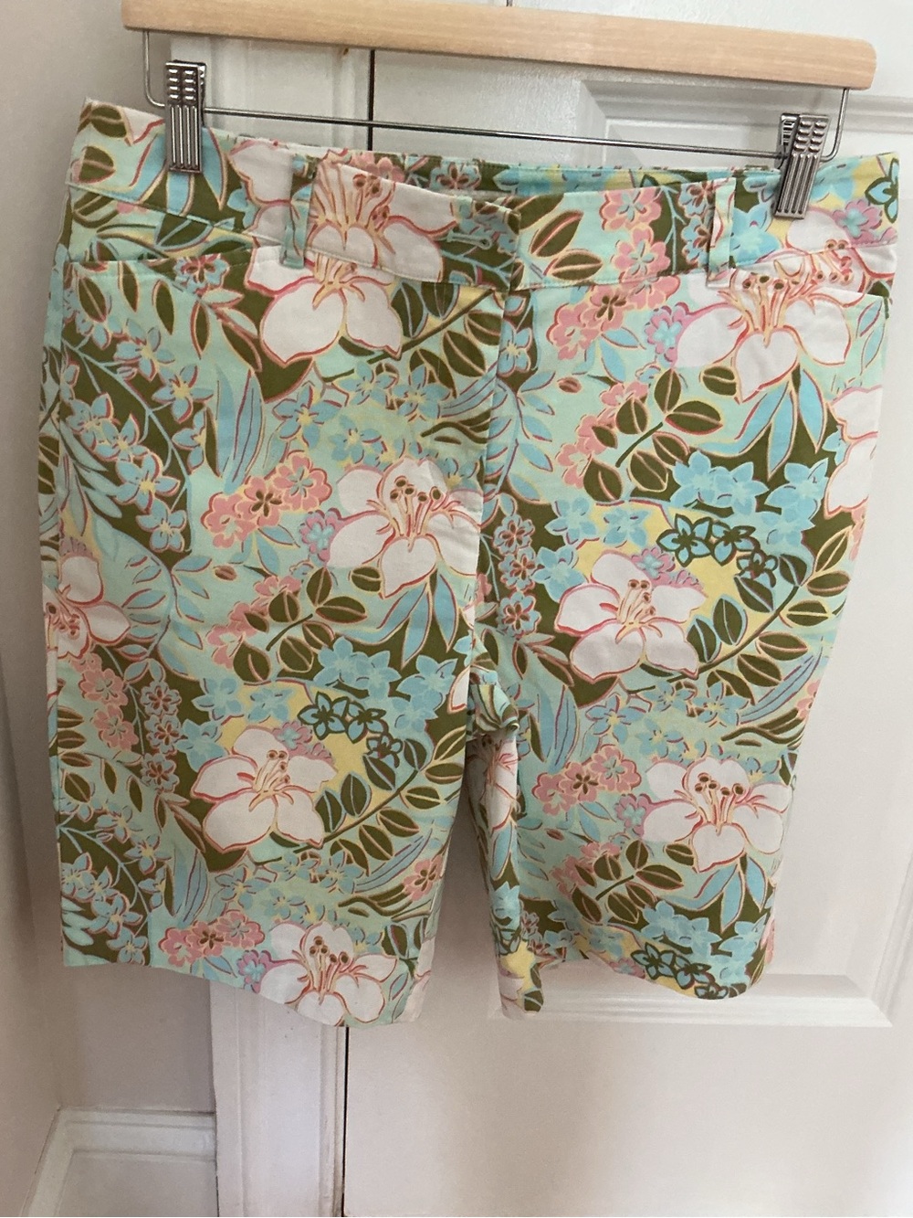 Talbots Mint Floral Bermuda Shorts, size 10